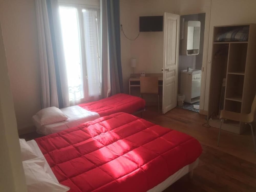 Hotel Tolbiac 8/48
