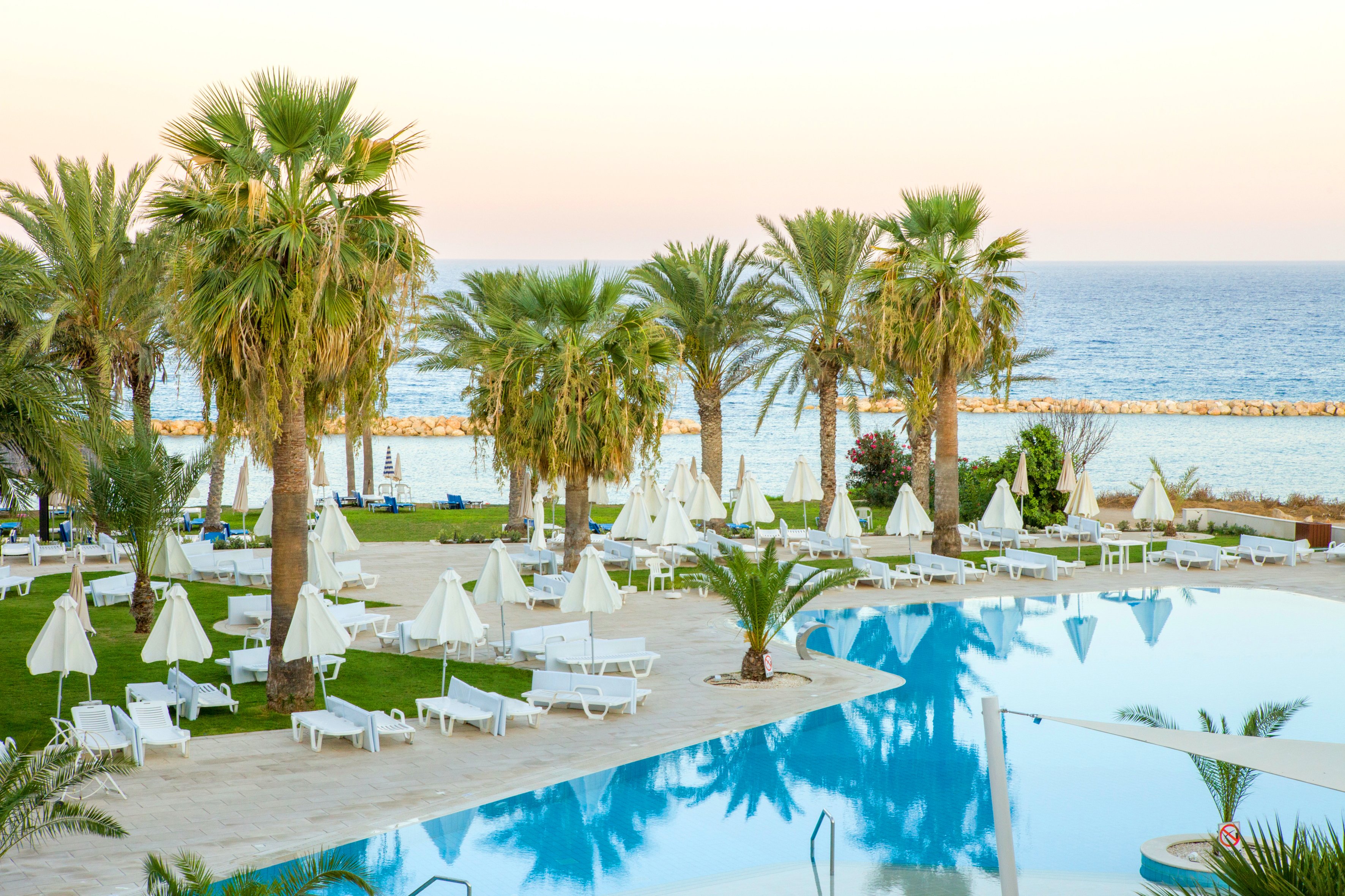 Venus Beach Hotel 45/57