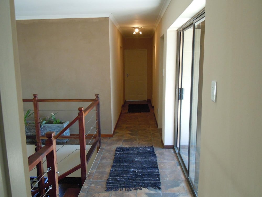 Gecko Ridge Guest House 27/44