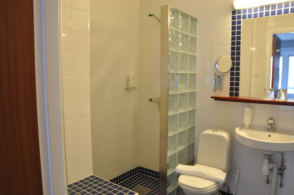 Strand Hotell 29/33