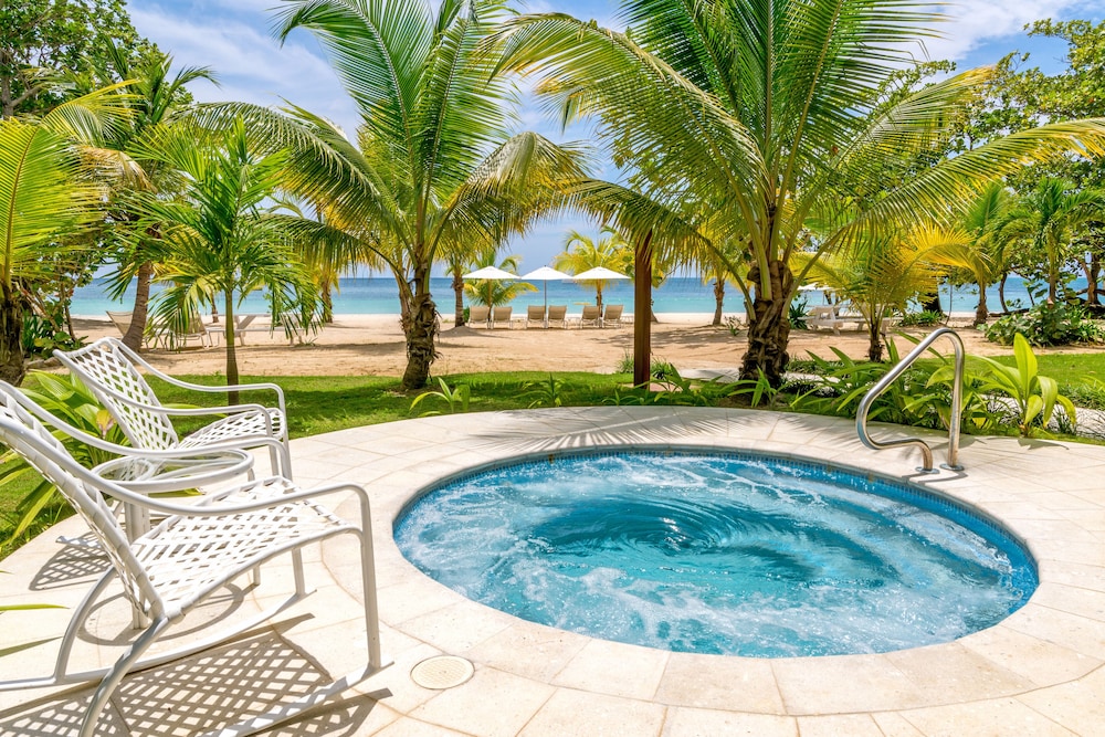 Idle Awhile Villas 8/60