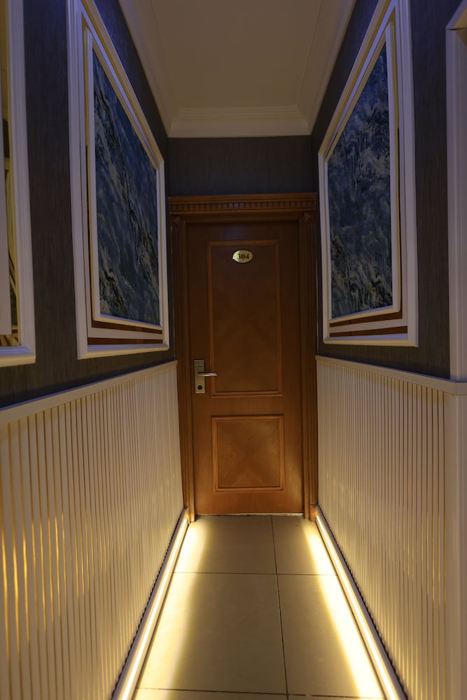 Hotel New House 44/68