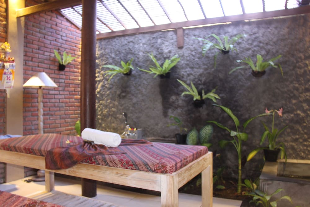 Umaya Ubud Villa 33/46