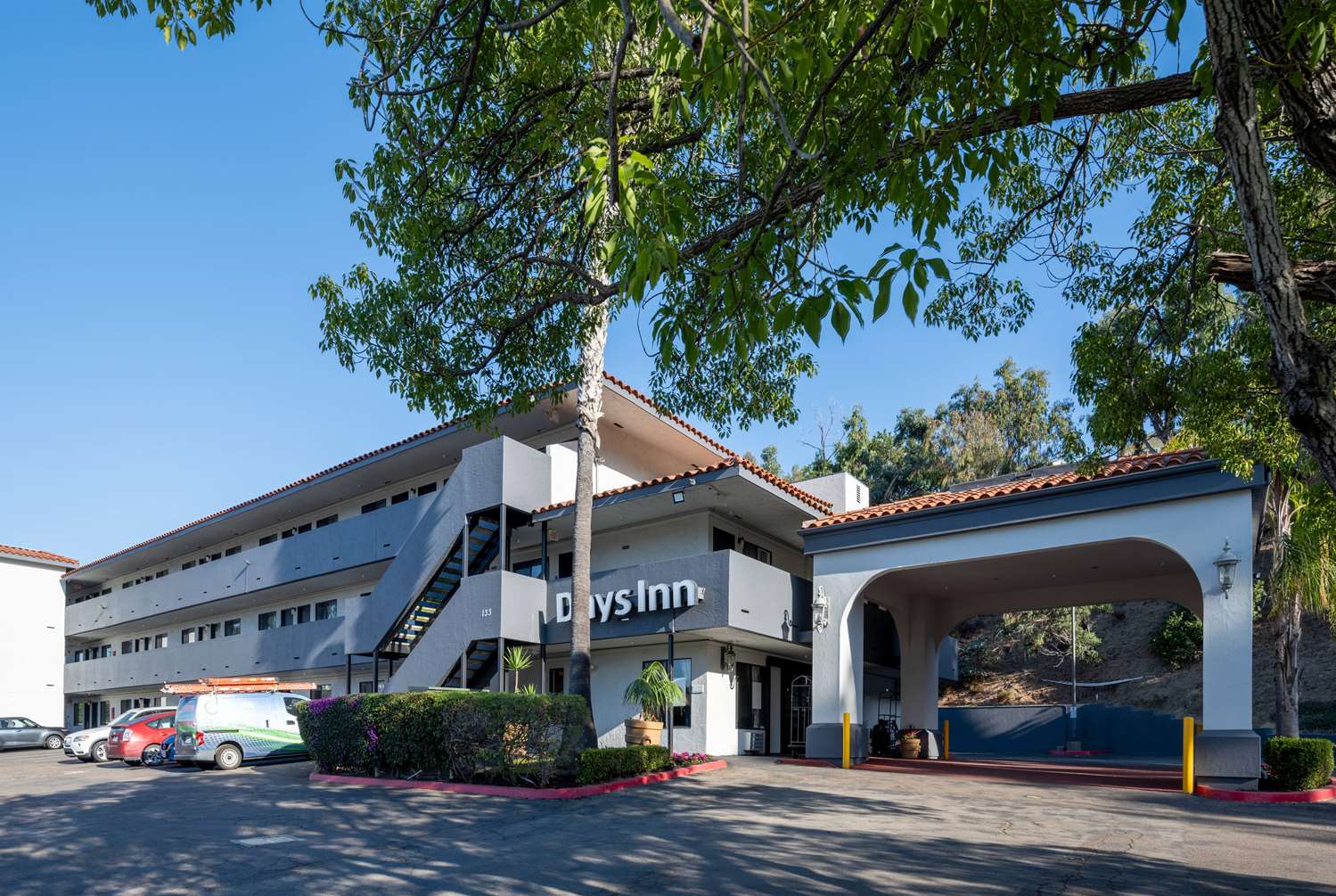 Days Inn By Wyndham Encinitas Moonlight Beach 38/46