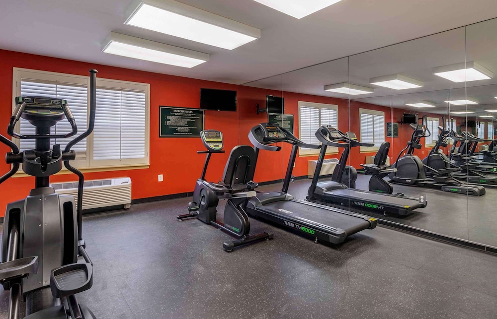 Extended Stay America - Tampa - Airport - N. West Shore Blvd 44/73