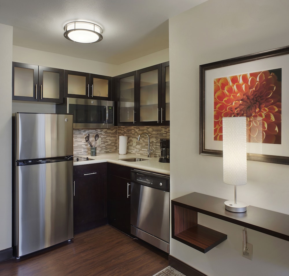 Staybridge Suites Fayetteville Univ of Arkansas 14/51