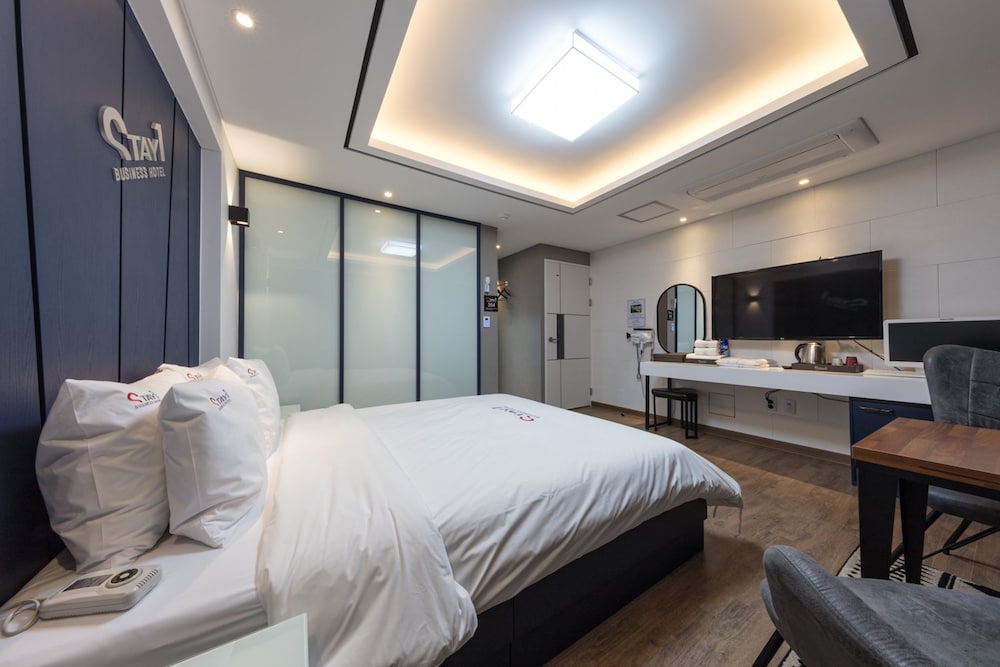 Stay 1 Hotel 21/49