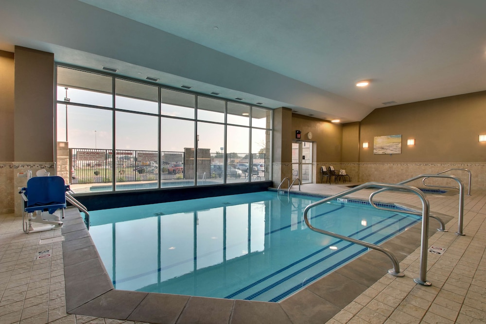 Drury Inn and Suites Findlay 23/50