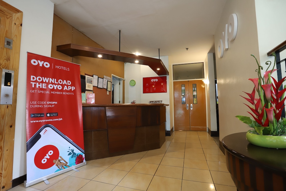 OYO 210 Apple Tree Suites 8/37