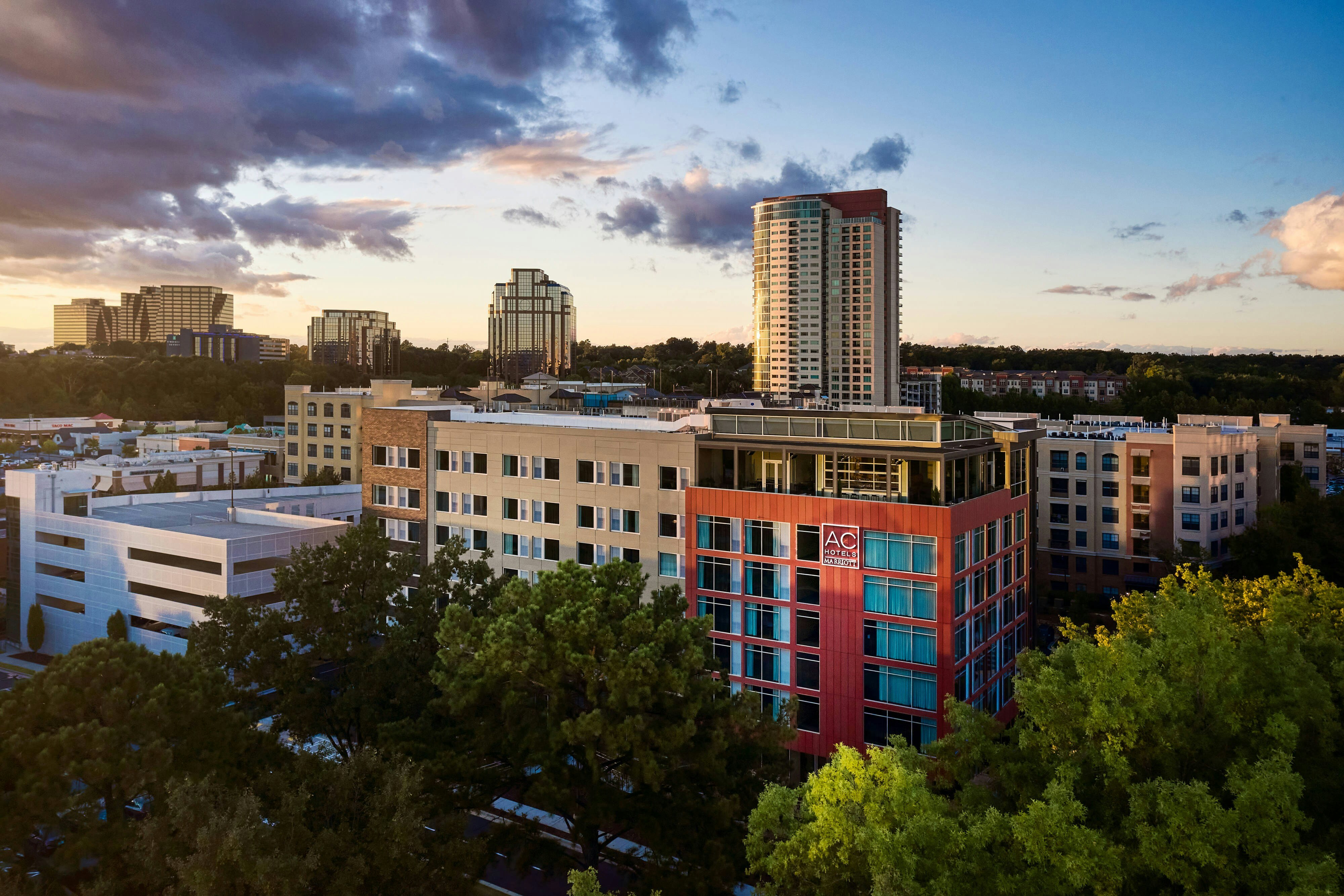 AC Hotel Atlanta Perimeter 3/38