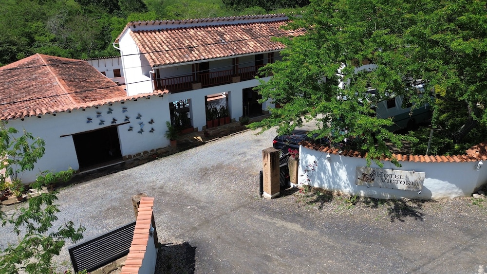 Hotel Victoria Barichara 45/50