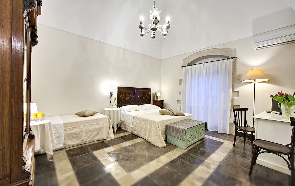Hotel Sabbinirica 12/50