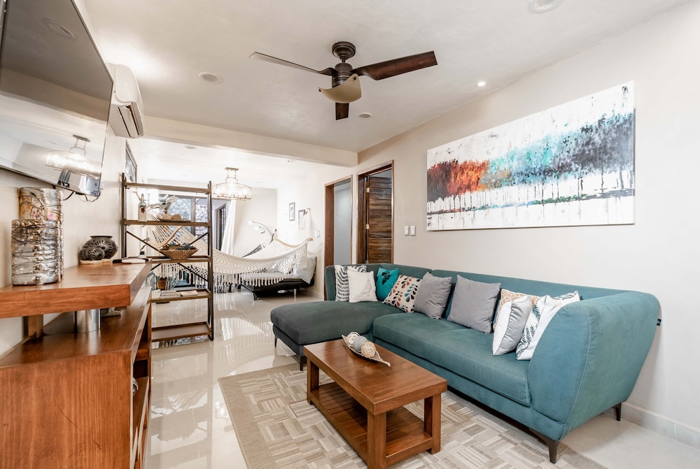 El Zaguán Colonial 32/50