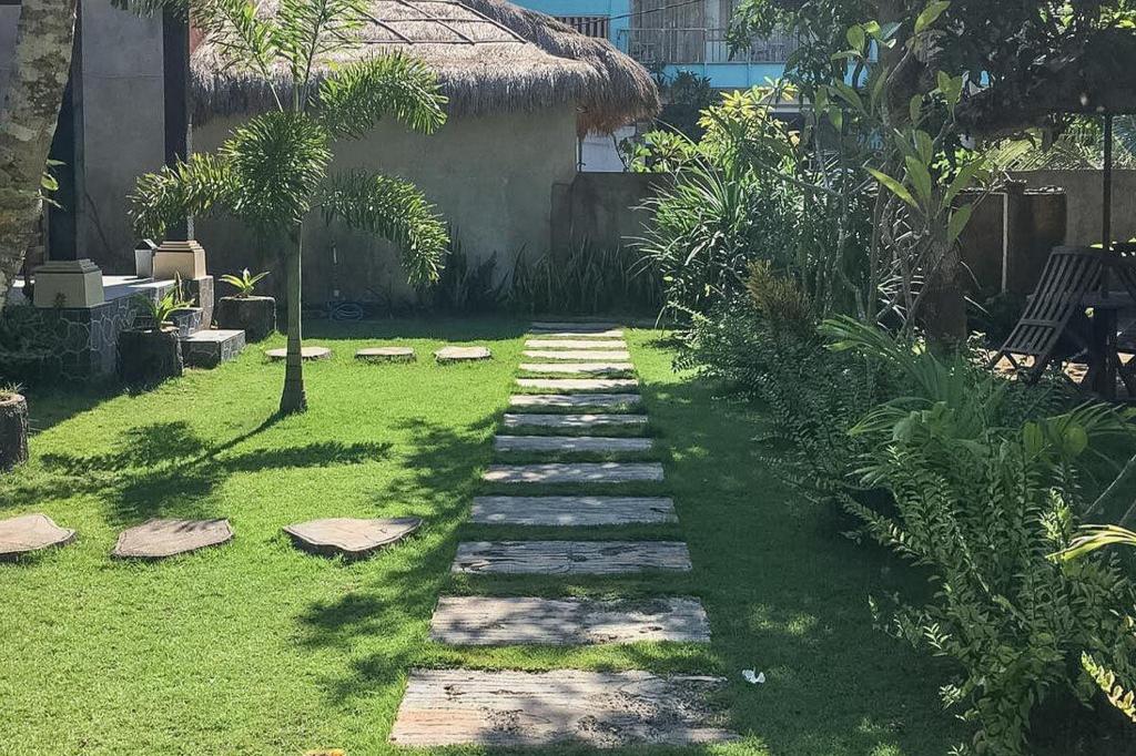 Coconut Village Guest House 38/44