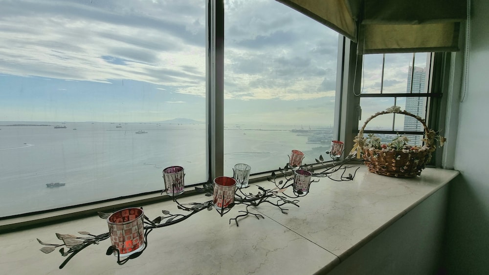 Amazing Marina Residential Suites 23/50