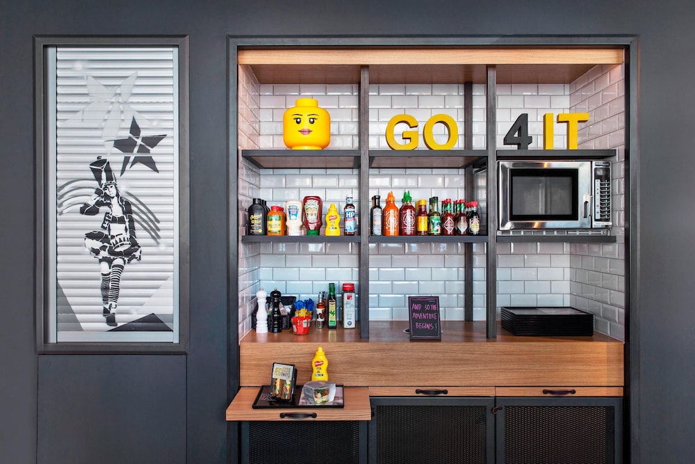 Moxy Copenhagen Sydhavnen 53/56