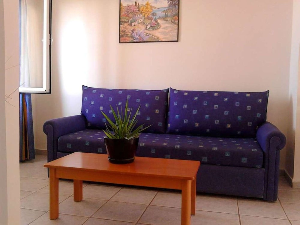 Creta Suites 55/70
