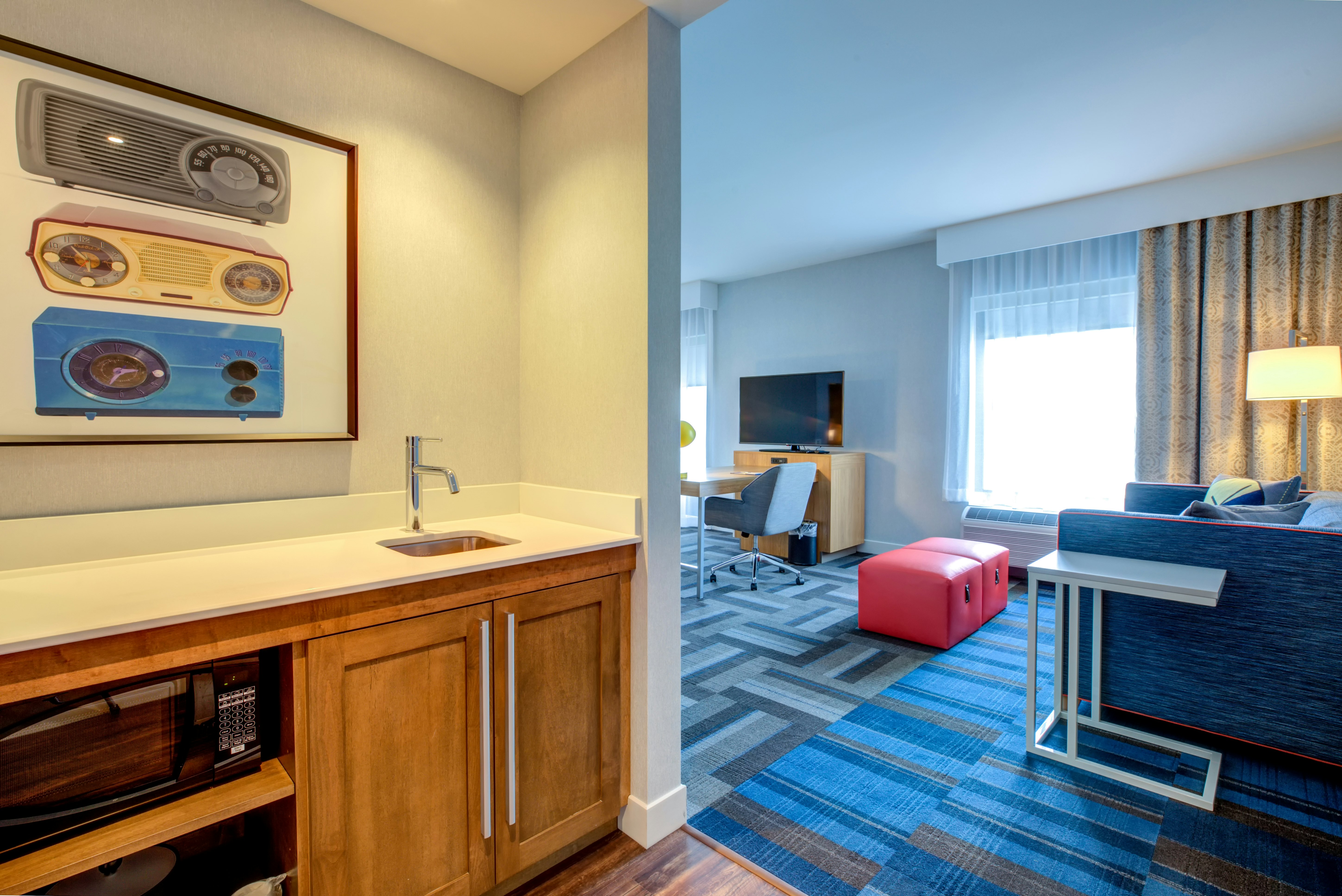 Hampton Inn & Suites Boston/Waltham 28/28