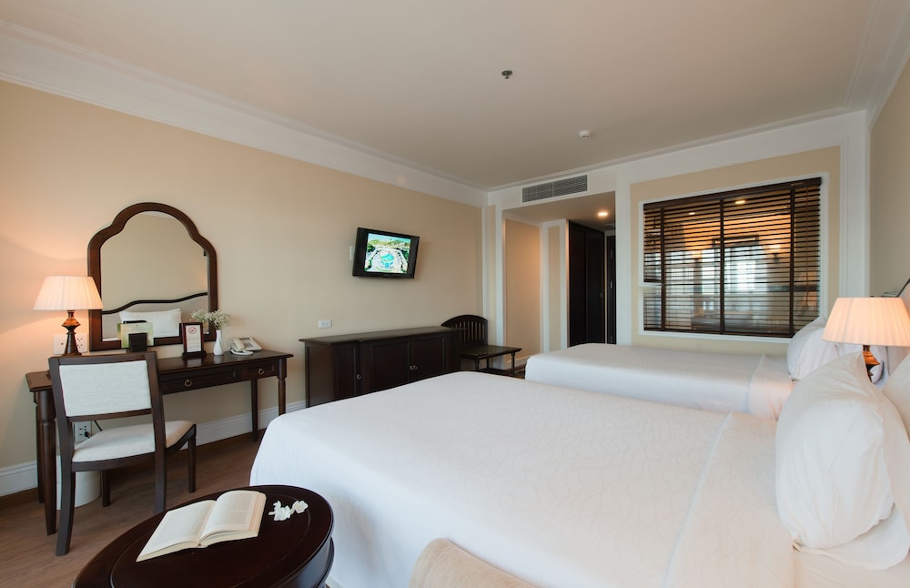 Sunrise Nha Trang Beach Hotel and Spa 9/78