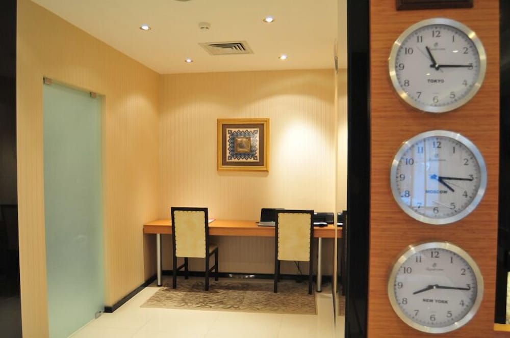 Pen Hotel 4/44