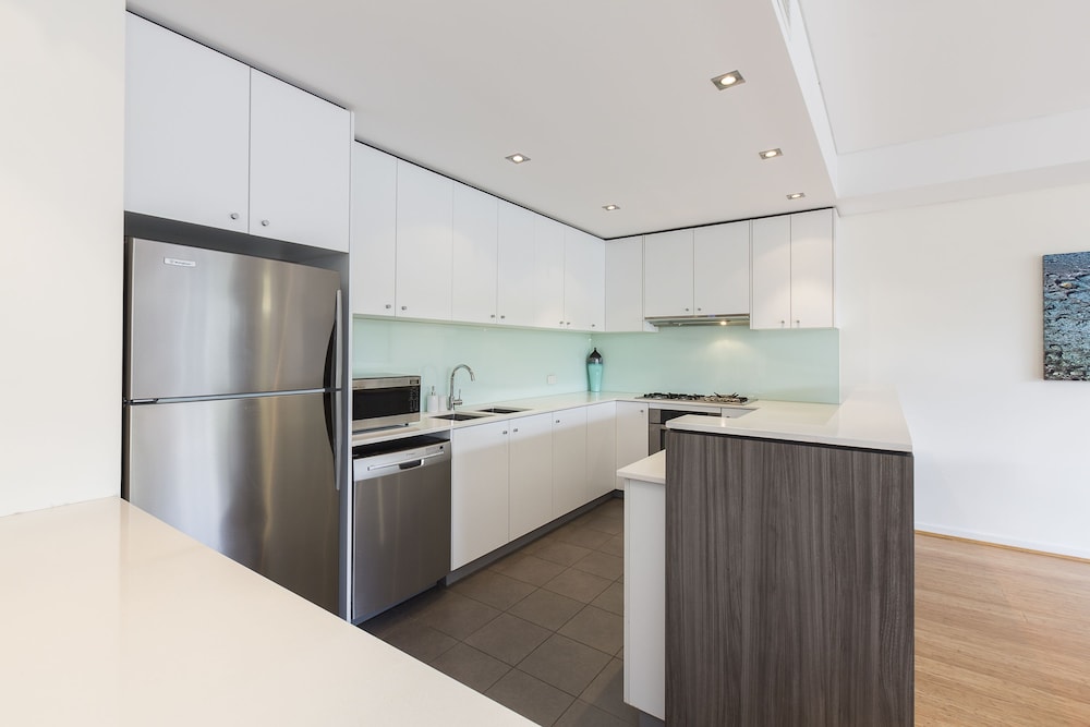 Gallery Suites 30/48