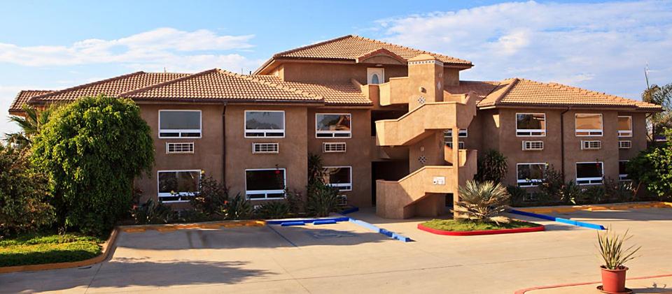 Hotel La Villa de San Quintin 39/42