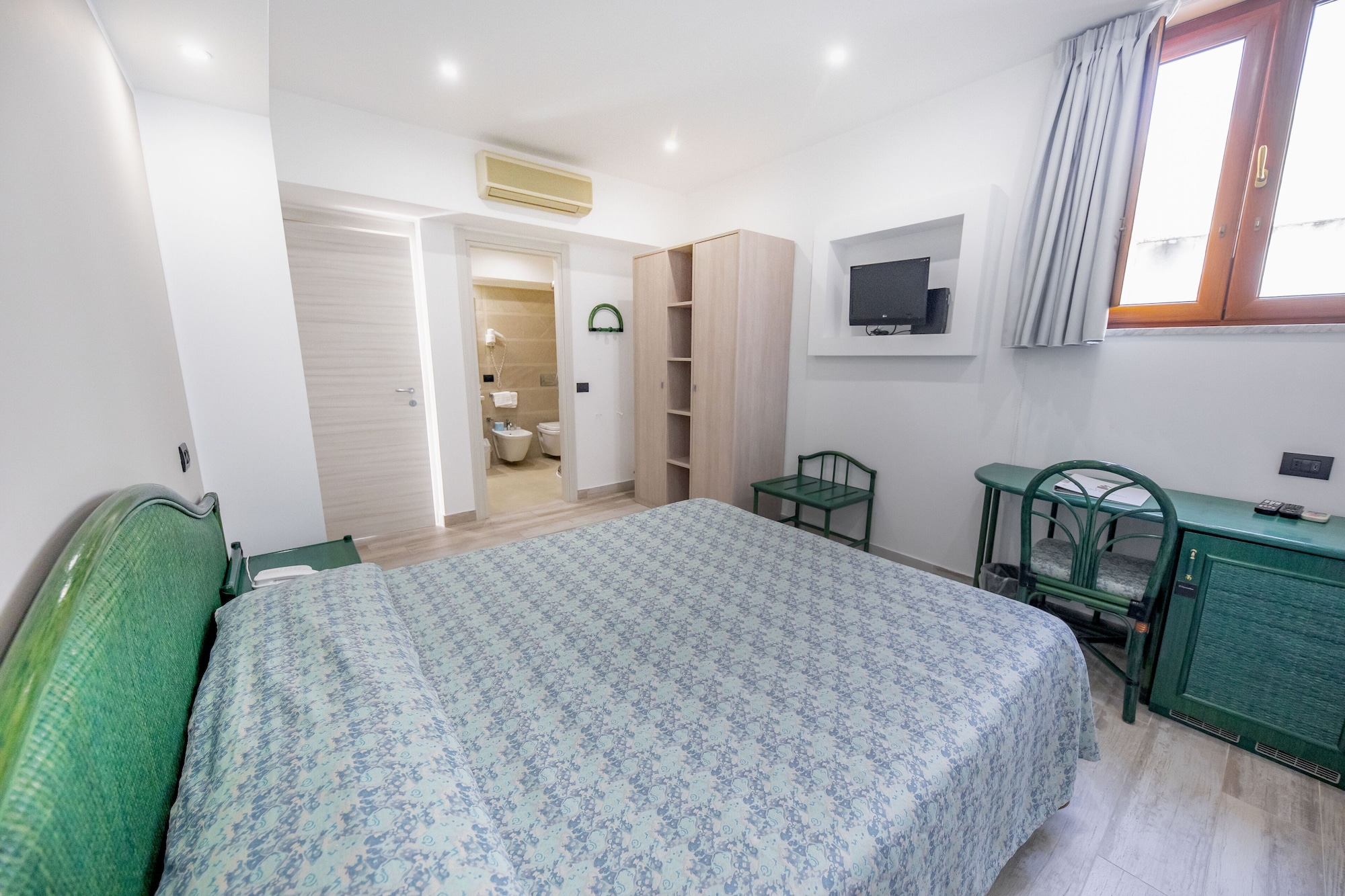 Basic, Double Bed, Annex