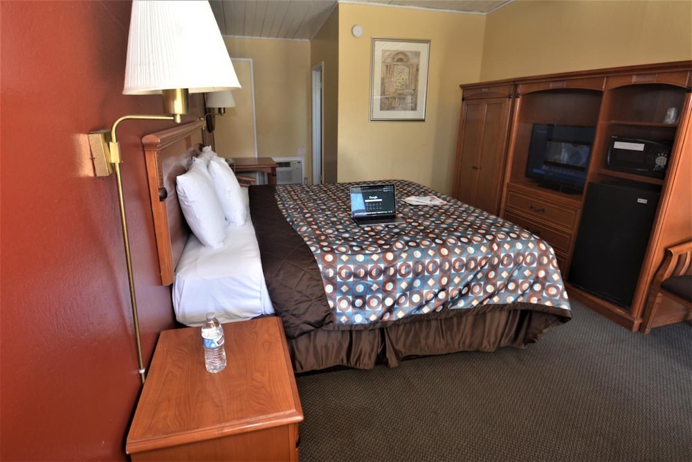 American Inn Express 8/21