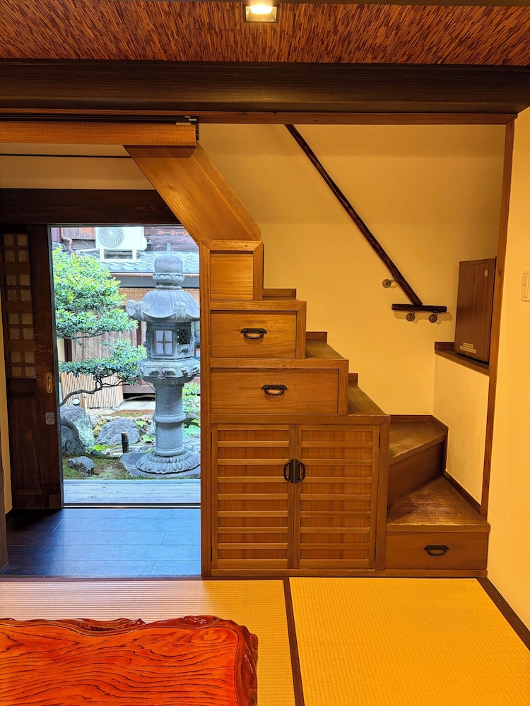 Toshiharu Ryokan 20/50