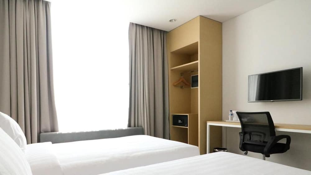 Palm Park Hotel Surabaya 13/46