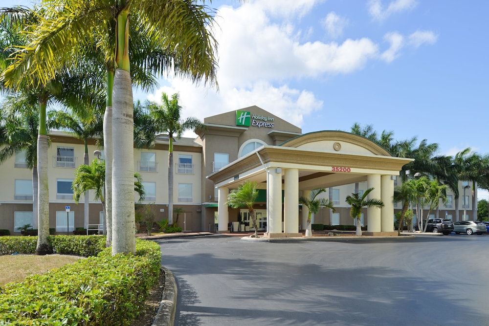 Holiday Inn Express Hotel And Suites Florida City Gateway To Keys 1/70