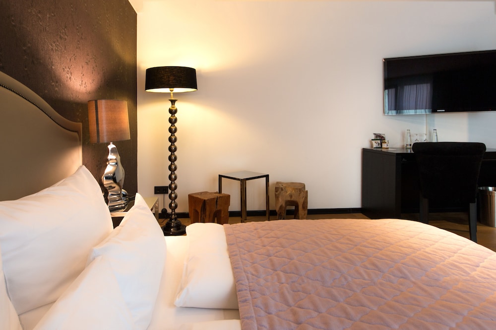 La Mansion Vi Vadi Hotel 27/71