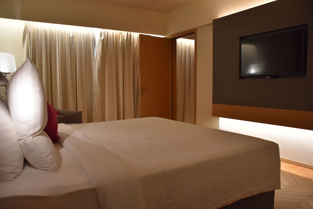 Novotel Vijayawada Varun 39/76