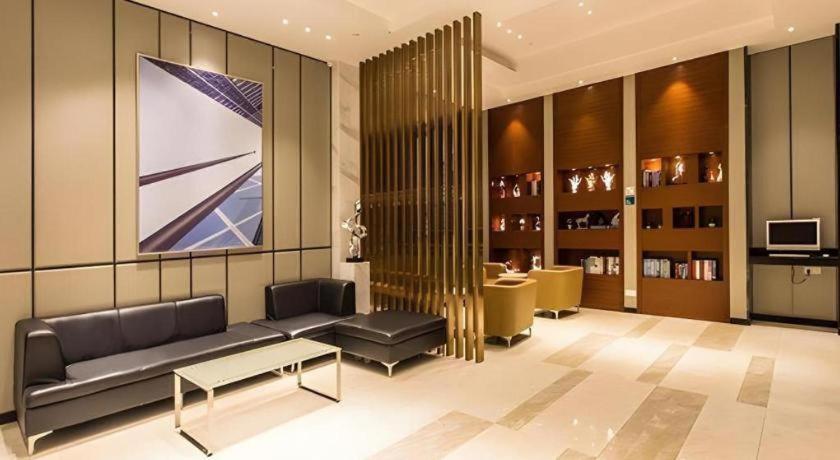 City Comfort Inn (Nanning East Railway Station) 34/51