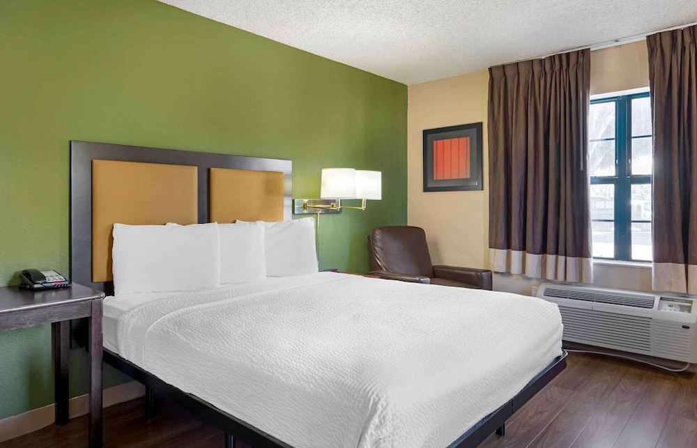Extended Stay America Los Angeles - Long Beach Airport 15/39