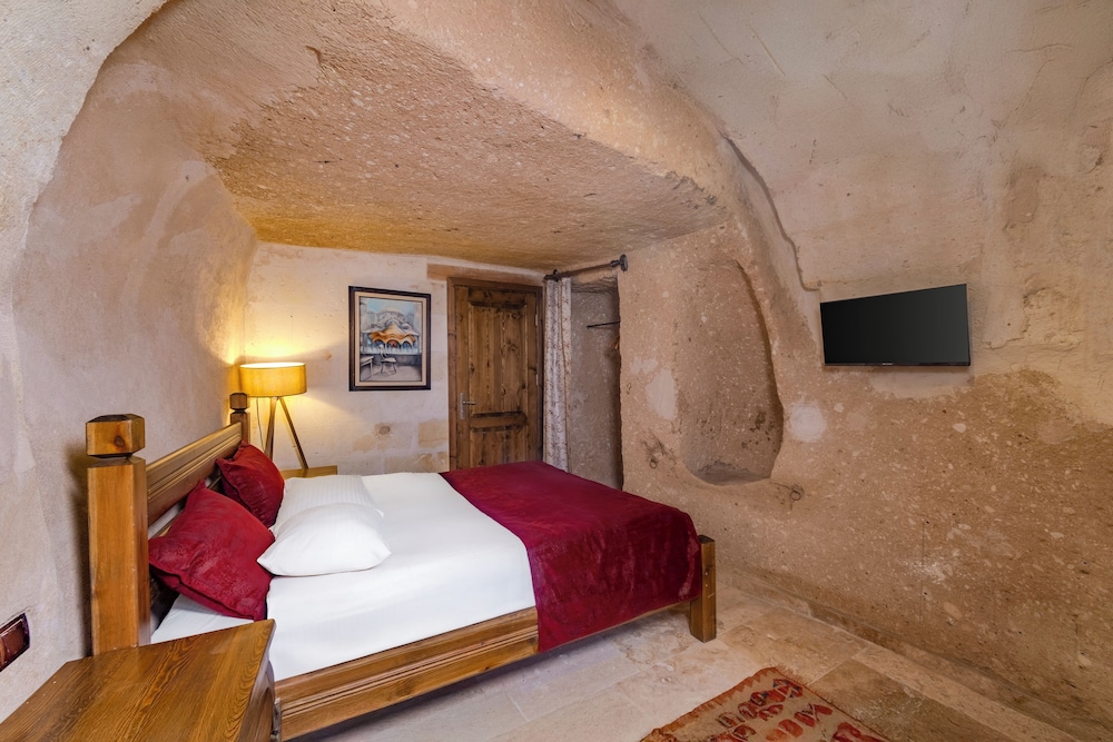 Zula Cave House 9/47