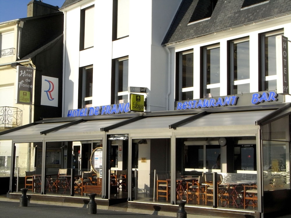 Hotel De France 2/50