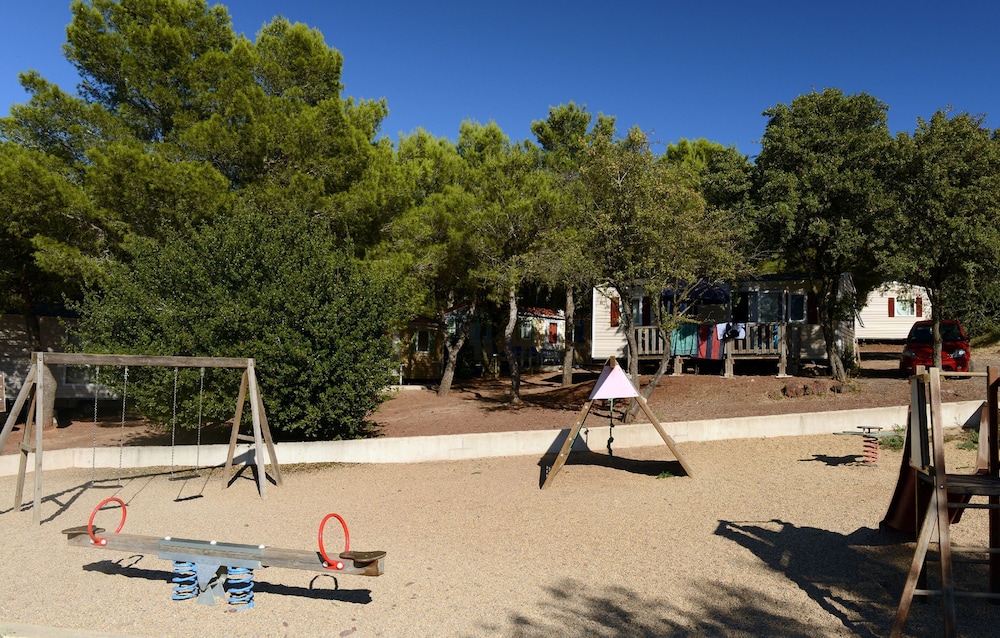 LA PINEDE 12/47