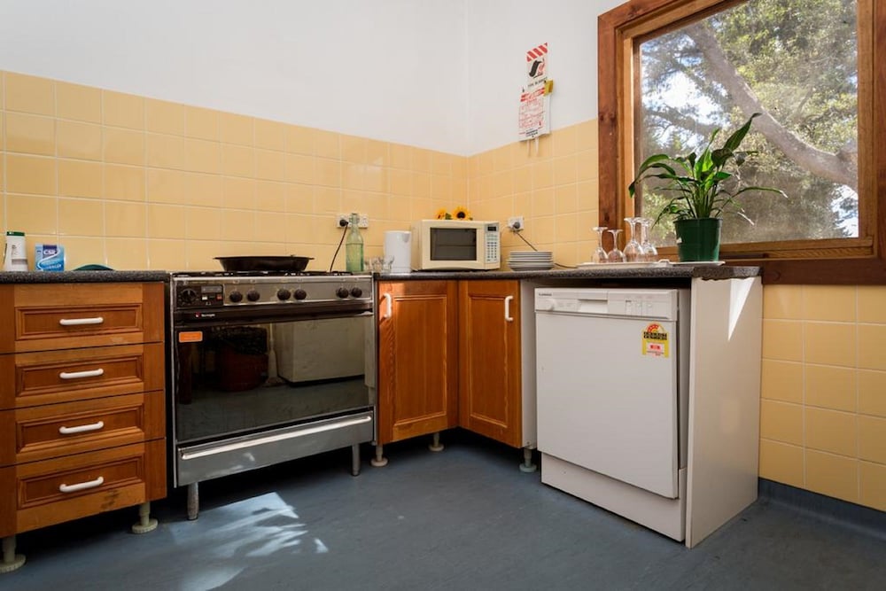 BELGRAVIA MOUNTAIN GUEST HOUSE 3/22