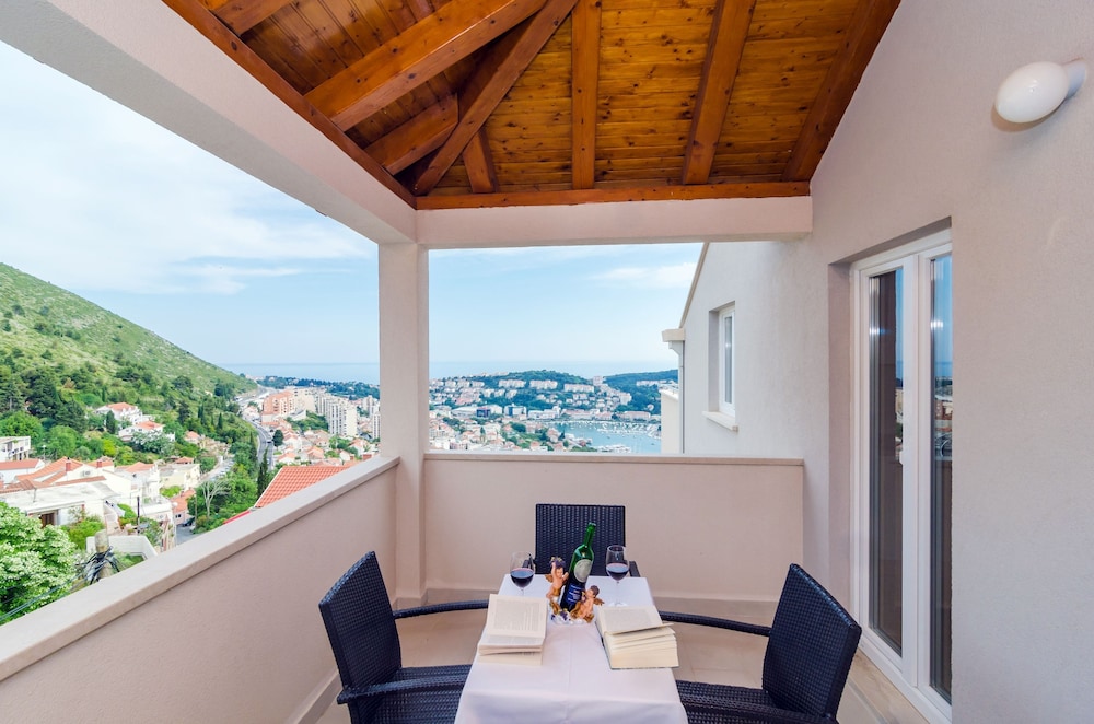 Apartments Villa Dadic 50/70