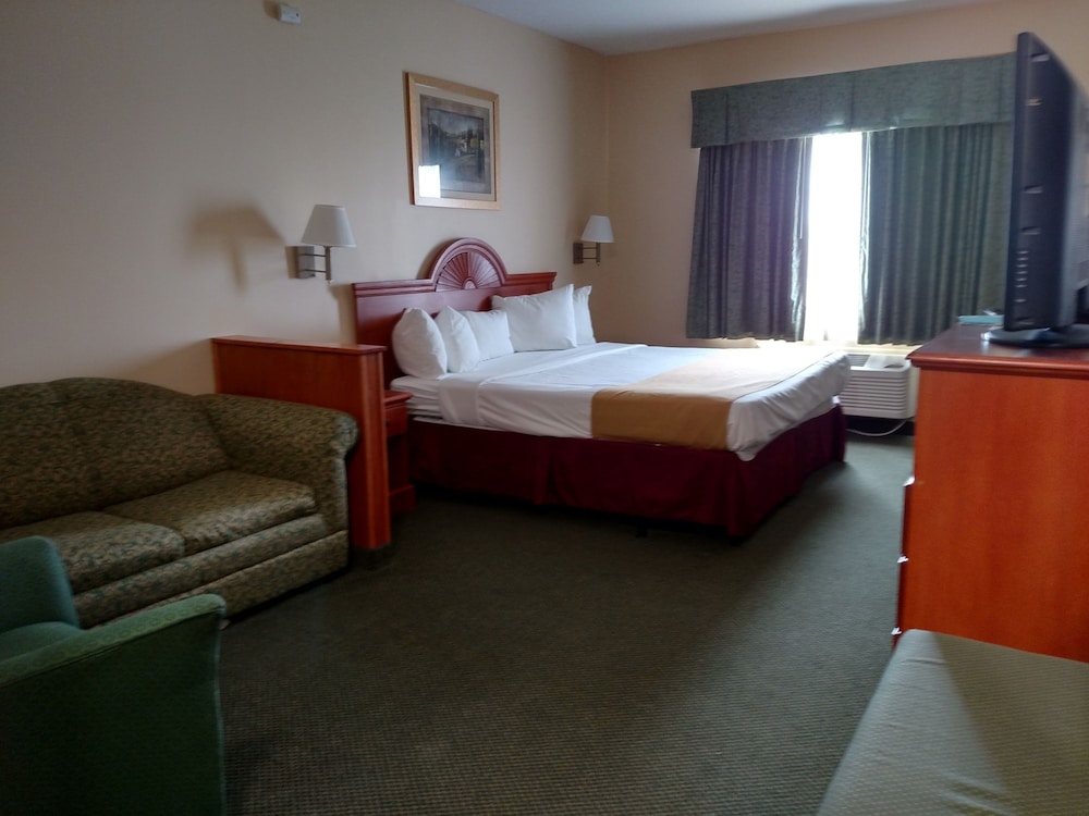 Holiday Inn Express Toledo West Napoleon 22/65