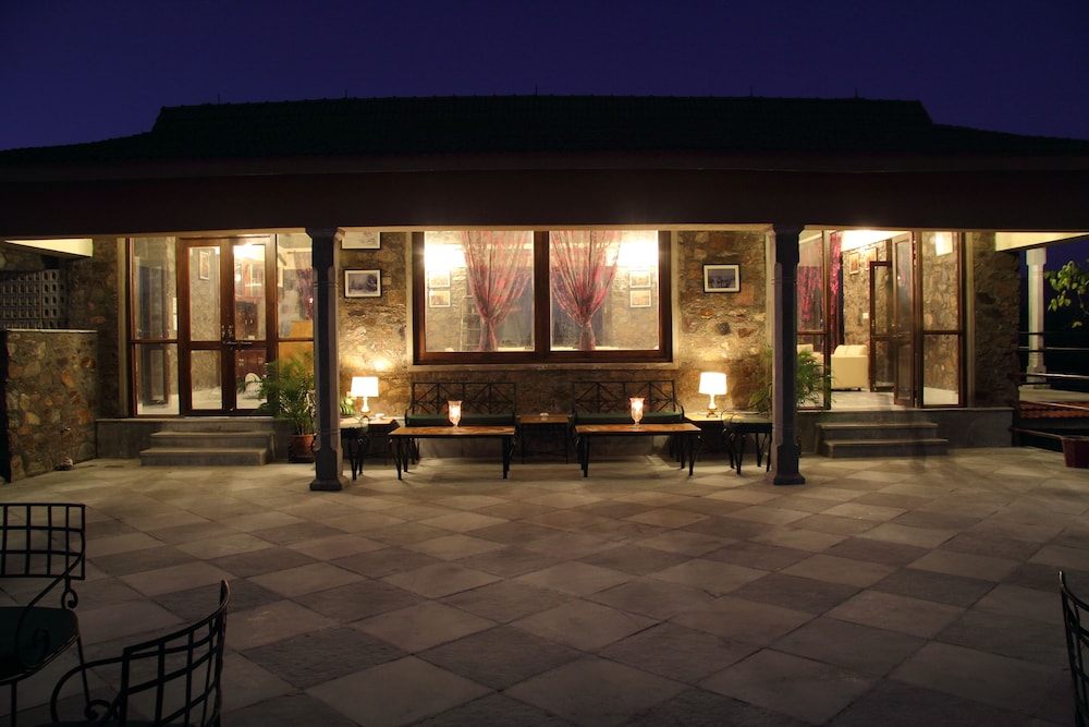 The Jhadol Safari Resort 8/32