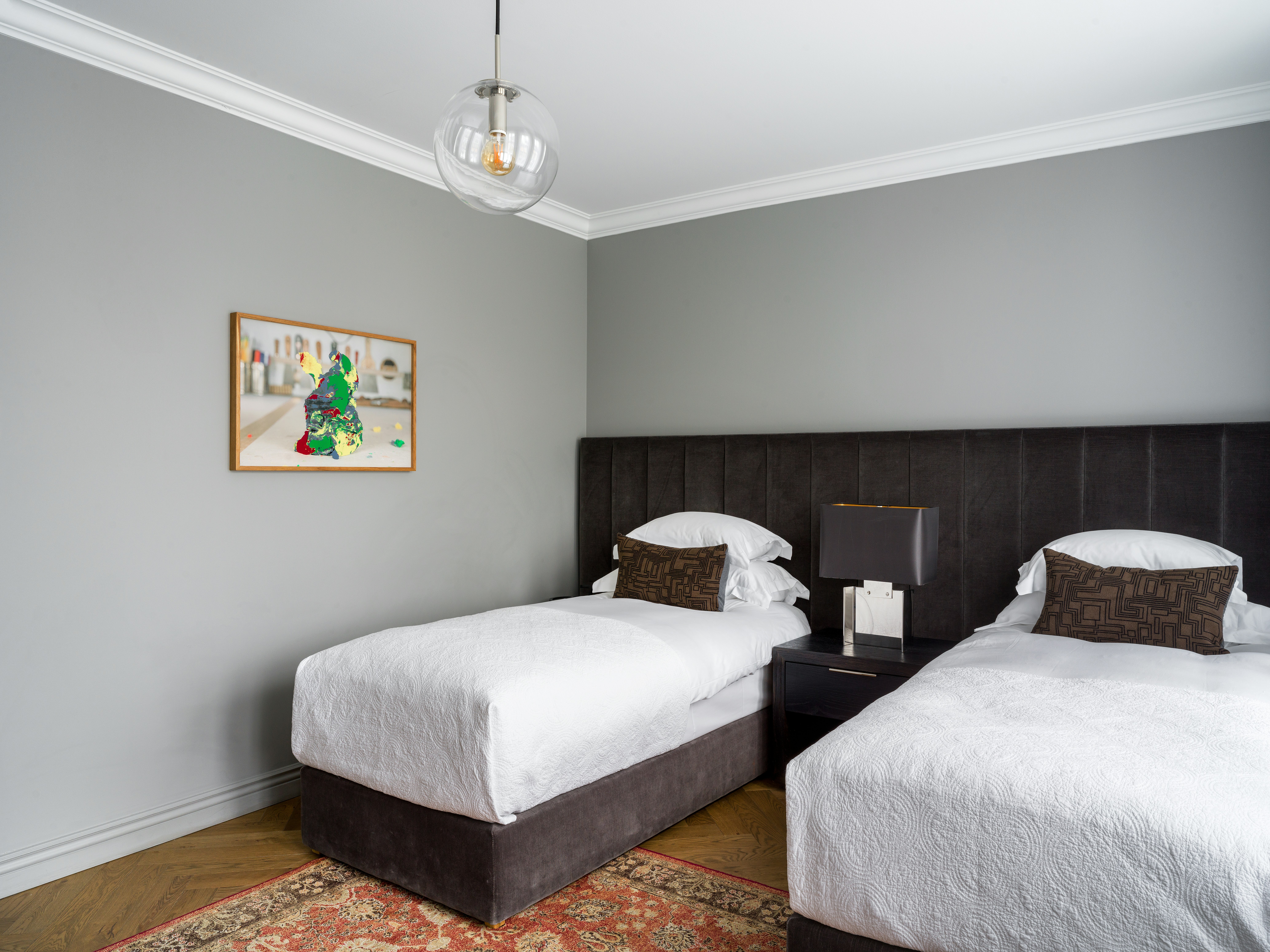 SUPERIOR, TWIN BEDS