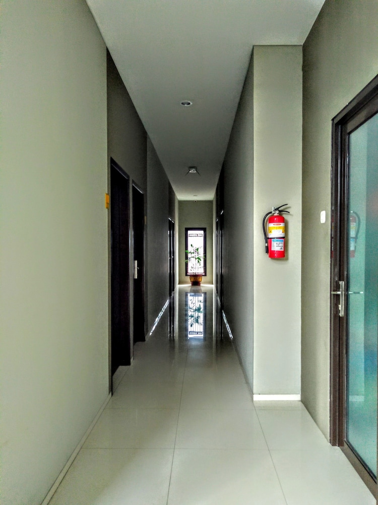 Sentra Inn Bandung 12/18