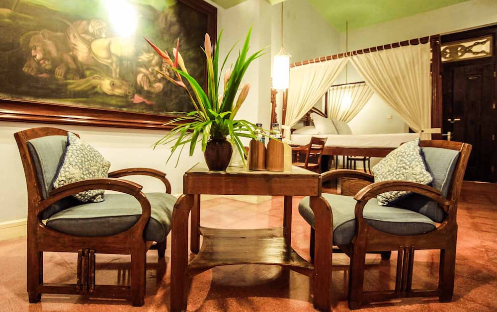 Hotel Tugu Blitar 57/67