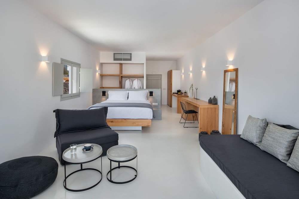 June Twenty Suites 36/50