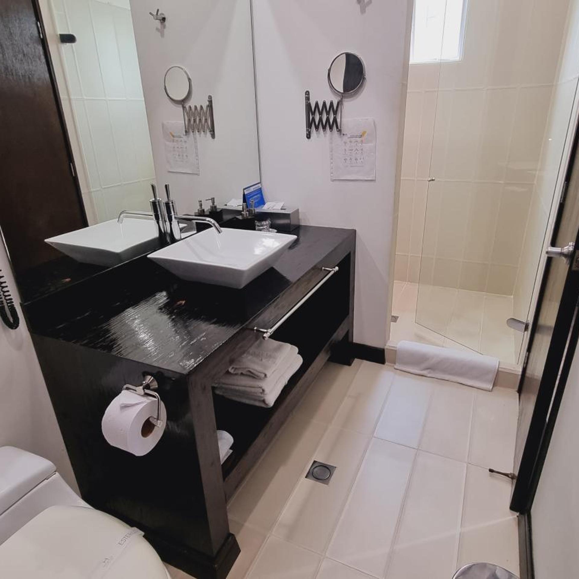 Hotel Habitat Suite 48/50