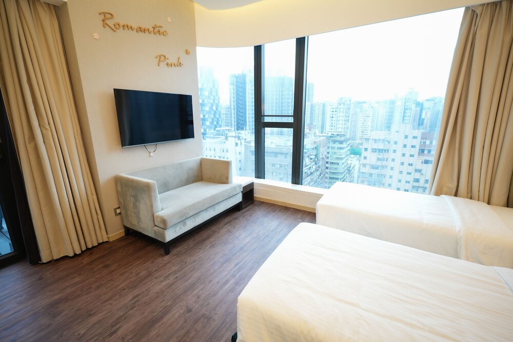 Epoch Hotel 18/34