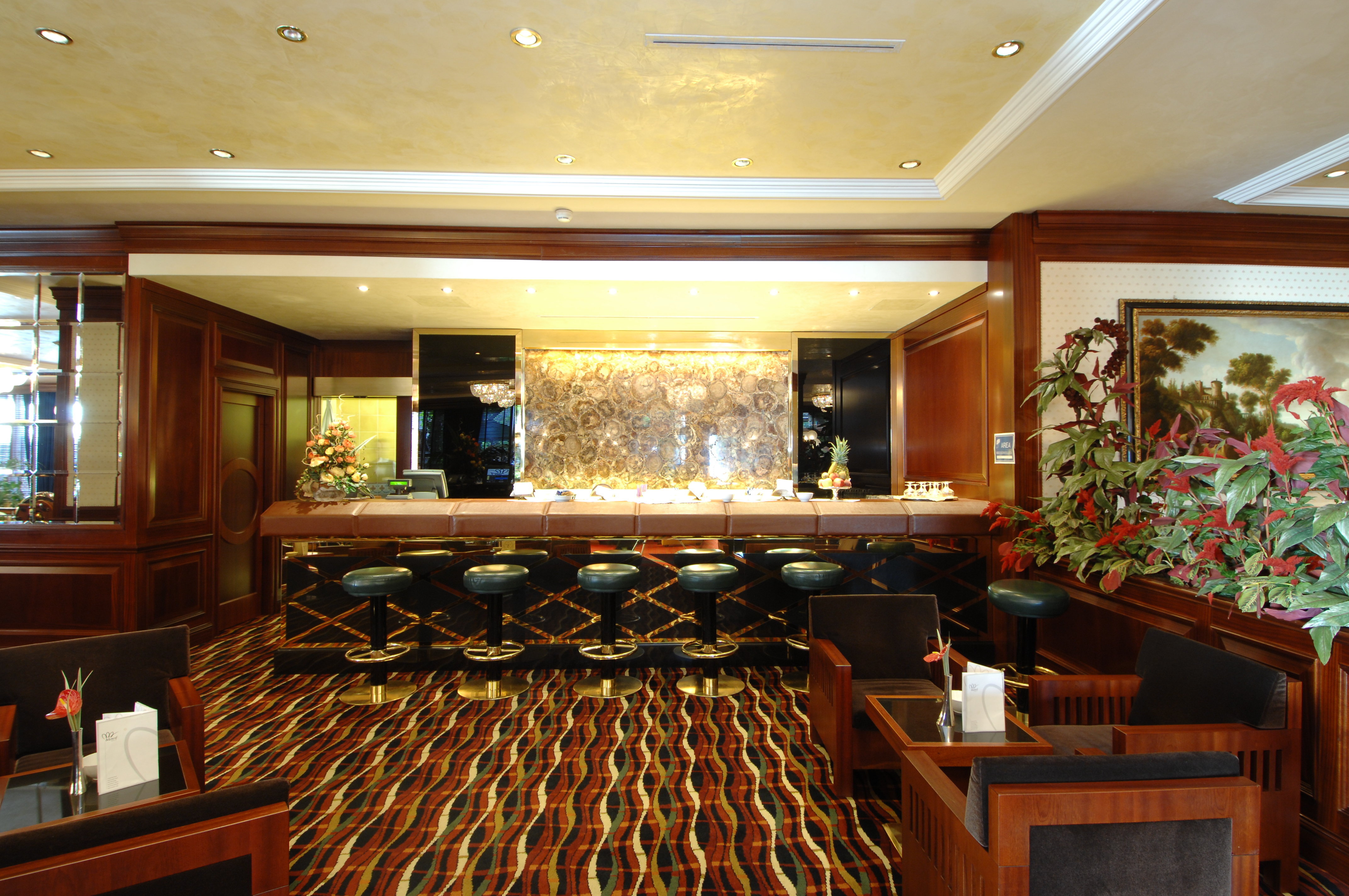 Royal Hotel Carlton 11/84