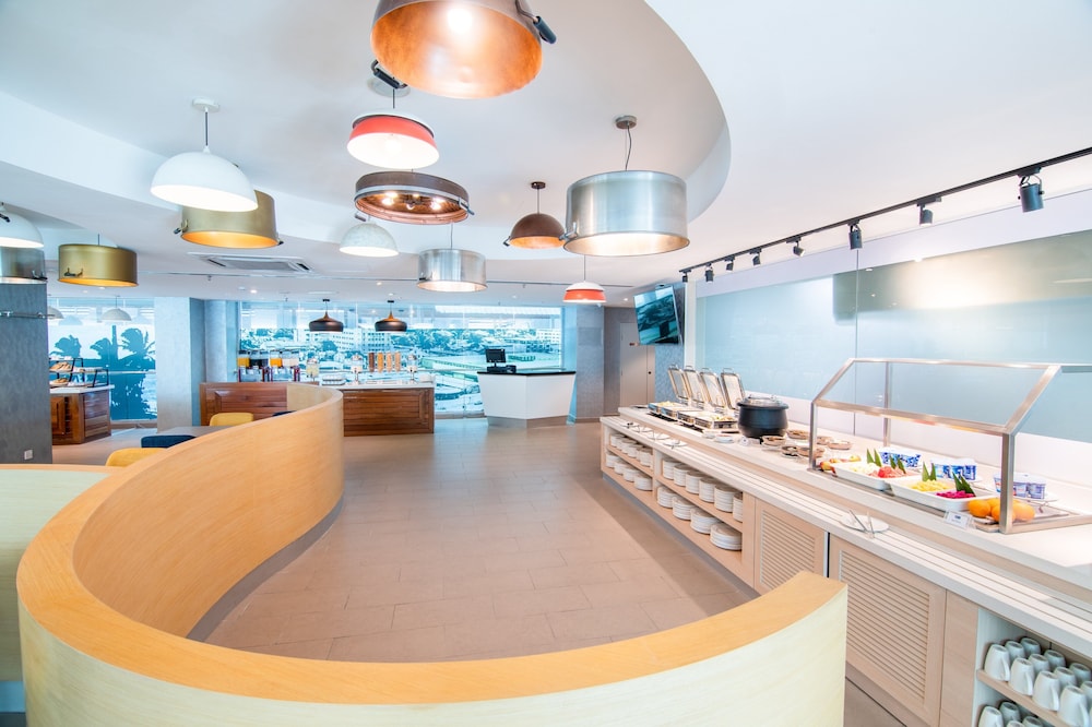 Holiday Inn Express & Suites Johor Bahru 44/62